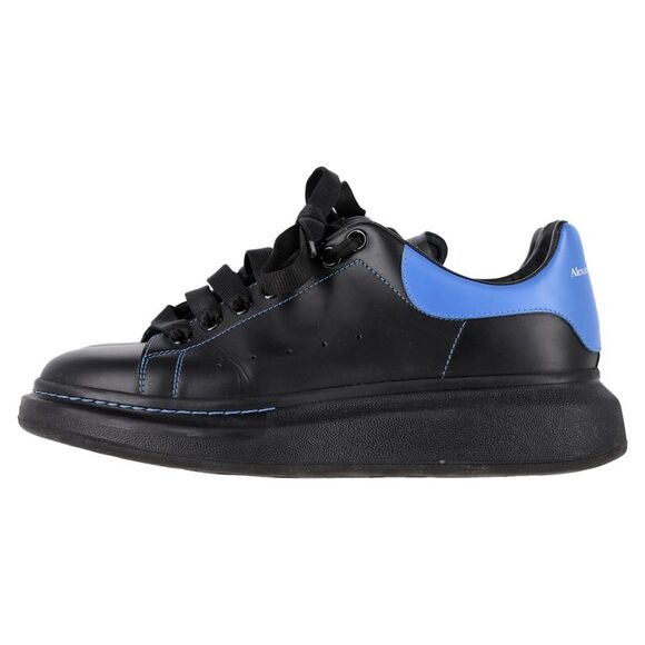 Alexander McQueen Oversized Sneakers in Black Leather